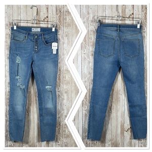 Free People Button Fly Distressed Skinny Jean 27